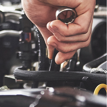 في أعقاب موجة التحول الصناعي، يستكشف Guocheng بنشاط المتطلبات الجديدة للتحكم الإلكتروني في مجال الطاقة الجديد