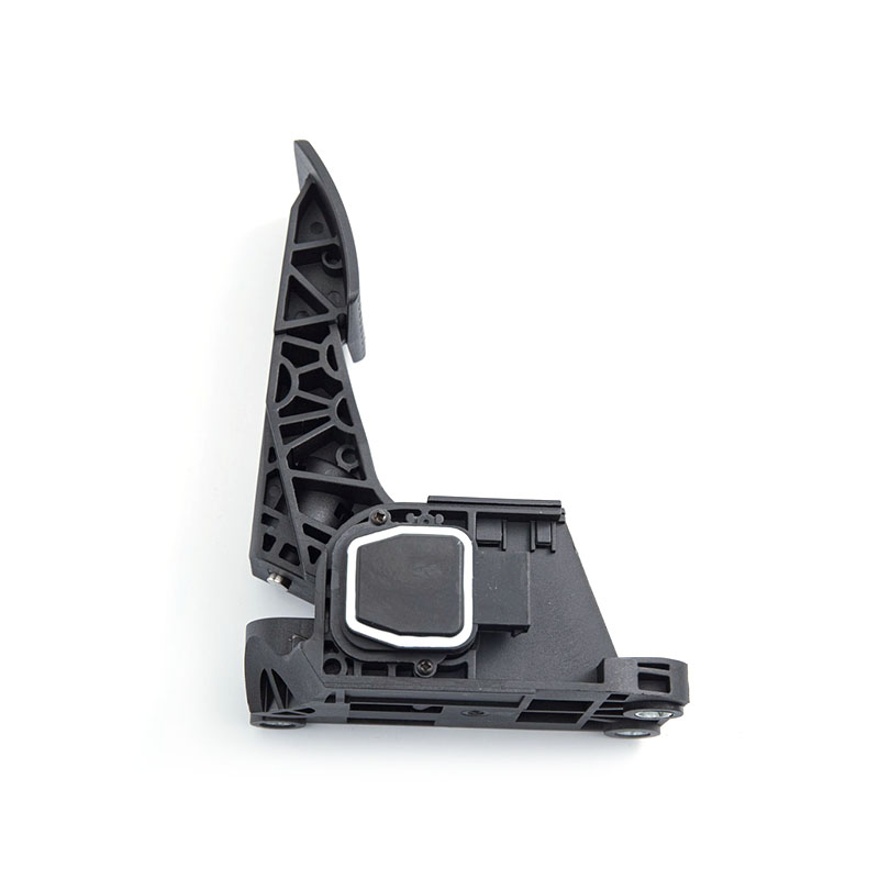 9403000004 9603000004 دواسة غاز لمرسيدس بنز Antos Actros MP4 MP5 Atego 3 الشاحنات